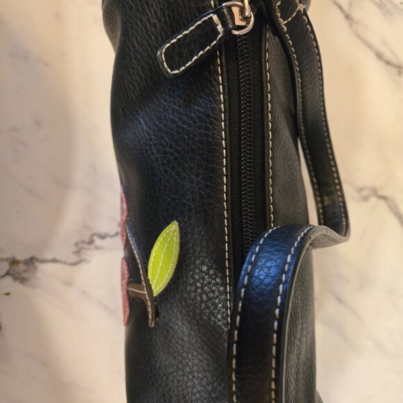 Vintage 2000's Tommy Hilfiger Cherry Purse - Picture 6 of 8